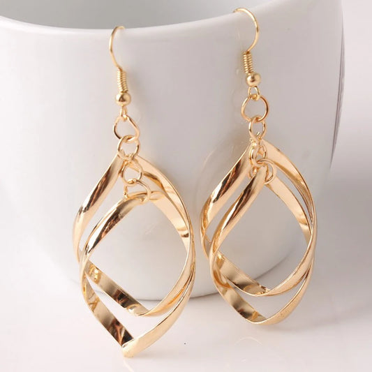 2024 New Hollow Twisted Rhombus Leaf Double Drop Earrings Piercing Statement for Women Fashion Jewelry Gifts